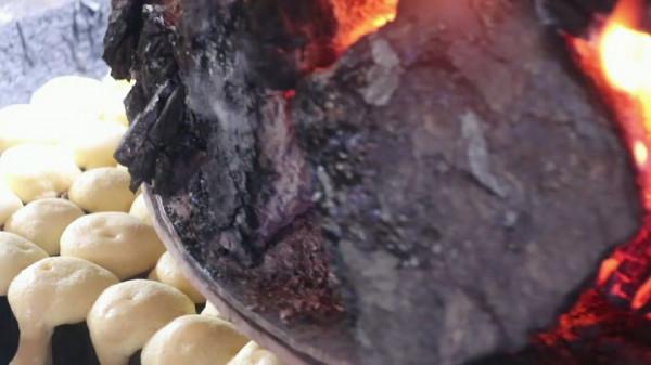 四川大叔30年只做一種小吃，三代傳承堅持古法制作，日限量20鍋