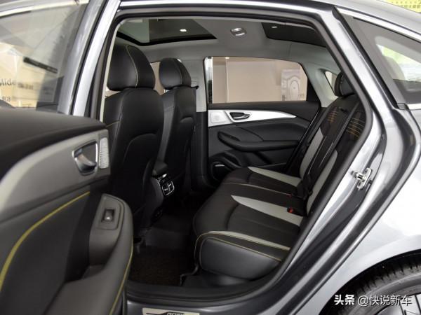 價格低至10.98萬元 實拍榮威i6 MAX 價格低至10.98萬元 實拍榮威i6 MAX