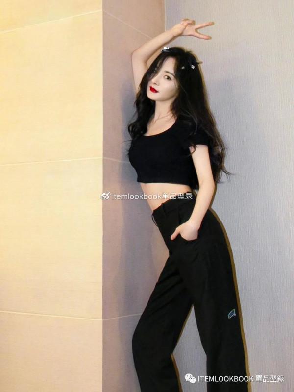 陳小紜被嘲“情商低”?學了冪式穿搭,卻忘了學習冪式的高情商… 陳小紜被嘲“情商低”?學了冪式穿搭,卻忘了學習冪式的高情商…