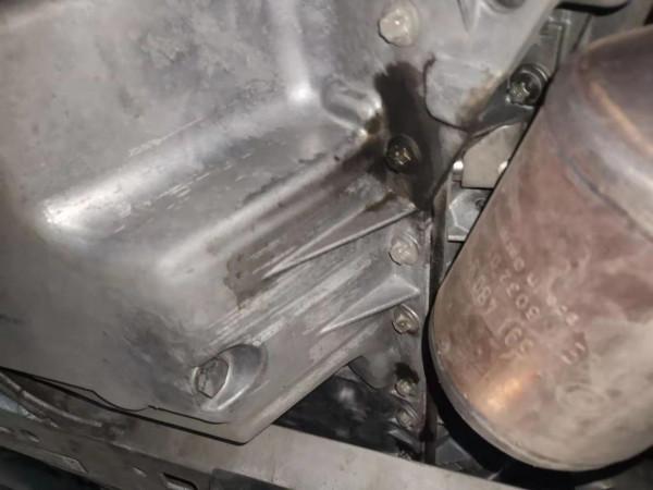 走遍中國花30萬買輛十年前的寶馬！小夥：不貴，全國才400臺！