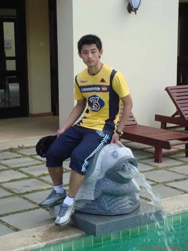 張繼科的成長故事：被國家隊開除，彎道超車馬龍，和劉詩雯太可惜