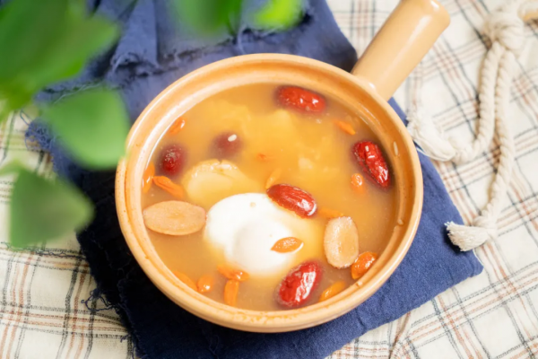 冬天一定多喝它！補血養顏還潤燥，懂行的都這麼煮