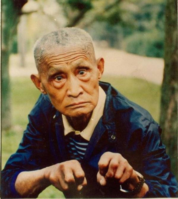 只比一場就被定為國考第一,25歲當國術館長的萬籟聲,有多厲害 只比一場就被定為國考第一,25歲當國術館長的萬籟聲,有多厲害