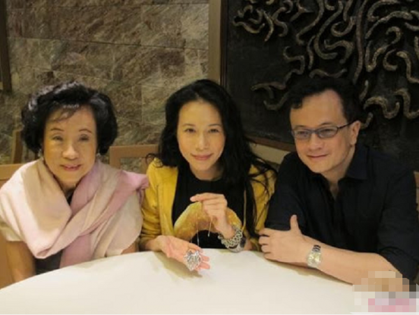 莫何敏儀:她是莫文蔚的媽媽,被張國榮稱為“最完美的女人” 莫何敏儀:她是莫文蔚的媽媽,被張國榮稱為“最完美的女人”