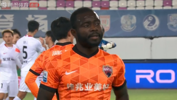 2比1，1比0！中超黑馬爆發，44歲土帥神換人，執教生涯首進亞冠