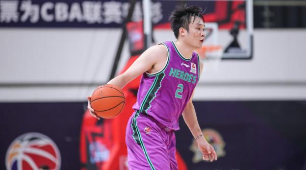 盤點CBA拿著頂薪,但表現卻不如人意的五大球員 盤點CBA拿著頂薪,但表現卻不如人意的五大球員