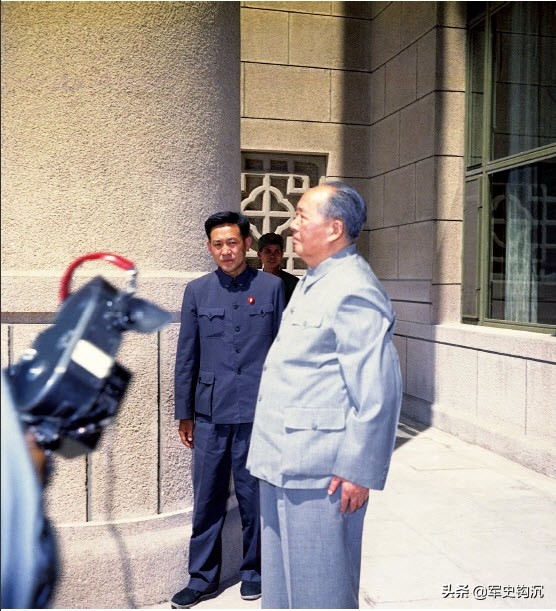 毛主席寫《紅色政權為什麼能夠存在?》,文思如湧,也多虧賀子珍 毛主席寫《紅色政權為什麼能夠存在?》,文思如湧,也多虧賀子珍