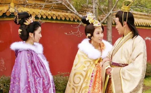 明憲宗要改立太子時,星象有變,泰山連續地震,術士:廢太子不利 明憲宗要改立太子時,星象有變,泰山連續地震,術士:廢太子不利