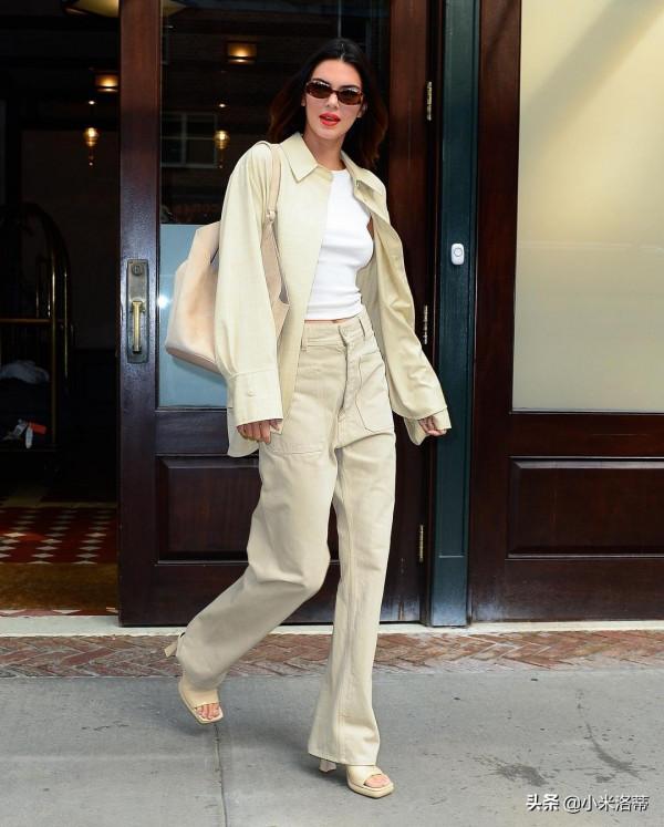 肯豆再現“裸色”穿搭!同色系造型現身街頭,網友直呼美得高階 肯豆再現“裸色”穿搭!同色系造型現身街頭,網友直呼美得高階