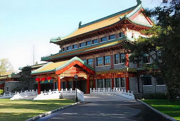 北京旅行必去的地標建築,古風古韻還有古銀杏,關鍵免費還出片 北京旅行必去的地標建築,古風古韻還有古銀杏,關鍵免費還出片