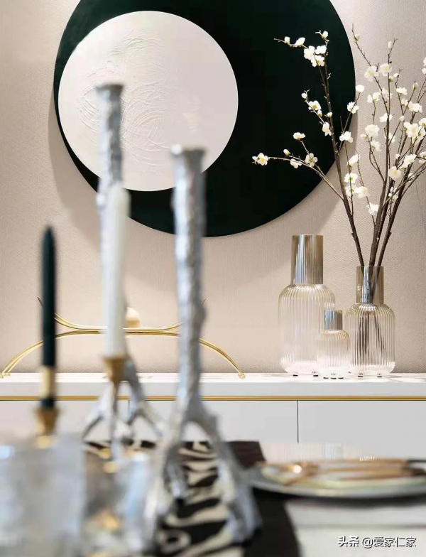 140㎡現代輕奢風格新房裝修，臥室背景牆加分