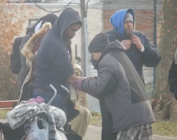 費城的“殭屍樂園”是美國癮君子的地獄