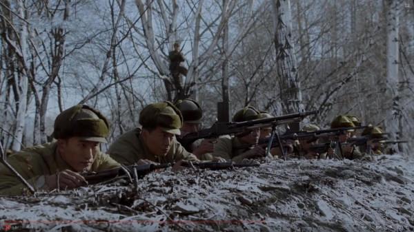 《跨過鴨綠江》志願軍的武器為什麼那麼亂？這都是老蔣的功勞