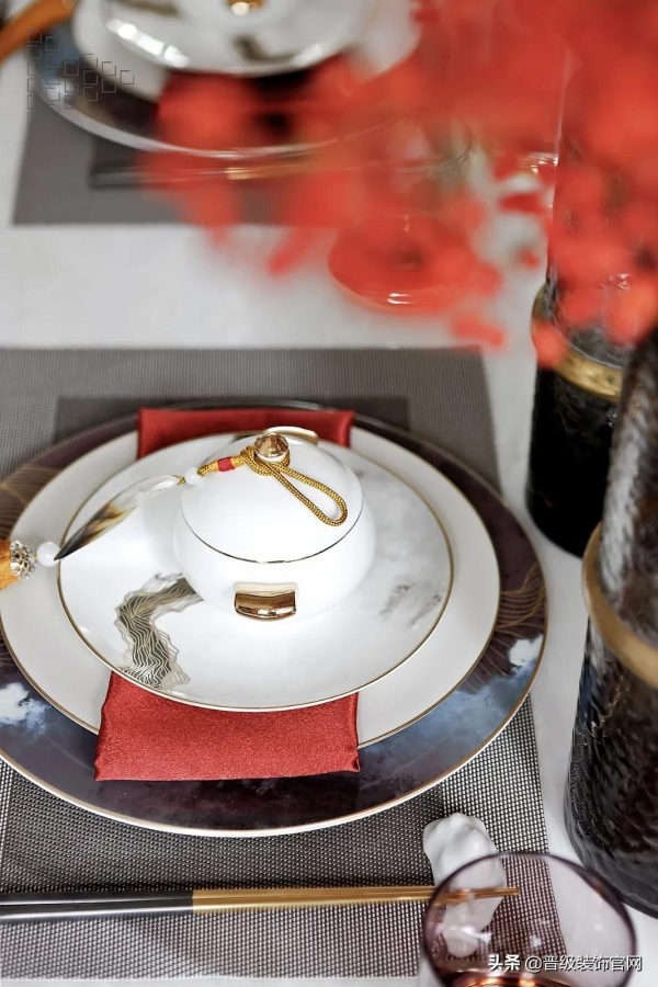 中海和悅府128㎡新中式風格:典雅精緻,紅色點綴家的國風浪漫 中海和悅府128㎡新中式風格:典雅精緻,紅色點綴家的國風浪漫