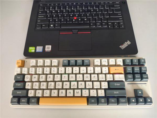 三模無縫切換、RGB炫彩背光——米物Z870機械鍵盤體驗