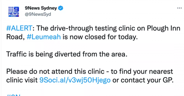 新州居民為檢測採取“極端措施”,為排上號直接睡車裡 新州居民為檢測採取“極端措施”,為排上號直接睡車裡