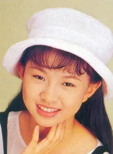 巔峰時隱退兩年，卻被傳去世，卓依婷這二十年究竟去哪了？