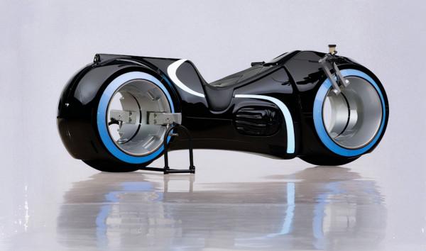 十輛貴到“天際”的摩托車，每一輛都價值不菲，最貴的能買一棟樓