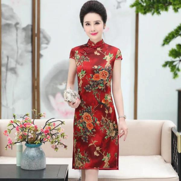 闊太太版的旗袍風，真美