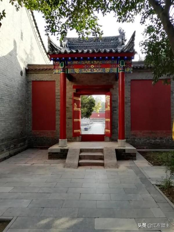 西安城裡有一個離西藏最近的地方,宛如一朵聖潔的蓮花 西安城裡有一個離西藏最近的地方,宛如一朵聖潔的蓮花