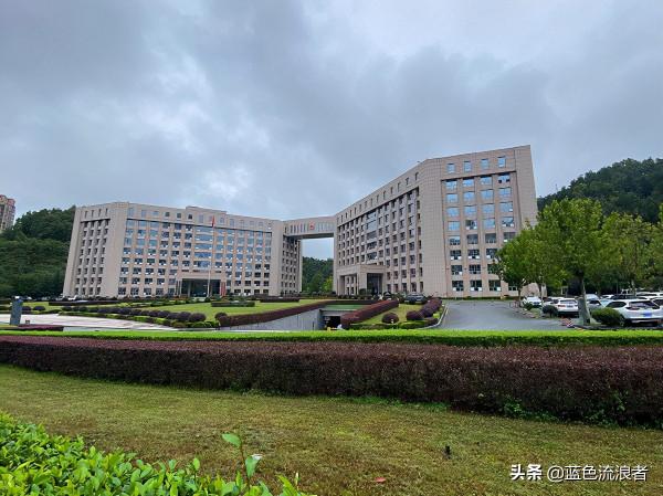 湖北有個特別的小城，實力強、消費低，適合安家養老