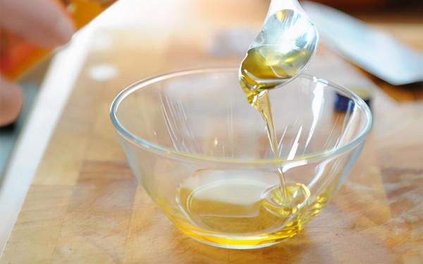 花生油、菜籽油、大豆油,哪種更健康呢?醫生:這三種油趁早拉黑 花生油、菜籽油、大豆油,哪種更健康呢?醫生:這三種油趁早拉黑