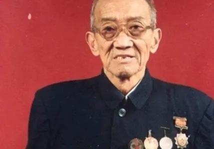 現代軍事教學中缺失的教材