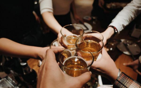 男子喝酒喝出胰腺炎，醫生：發病後有致死風險