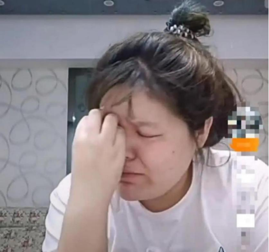 郭老師的毀滅史：從頂流網紅到跌落神壇，她到底做錯了什麼？