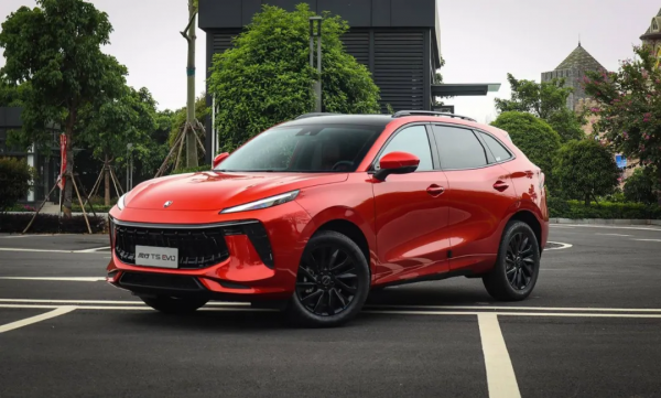 瘋狂內卷！這配置外觀，合資估計小20萬，國產僅一半就能買