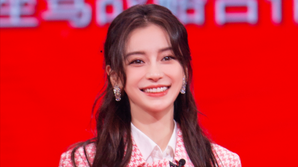 Angelababy手握5部待播劇，但只有2部有爆款相，看點都在男主身上