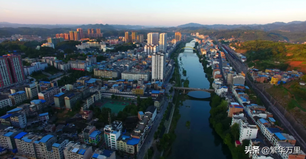 貴州省的區劃調整，3個自治州之一，黔東南州為何有16個縣？