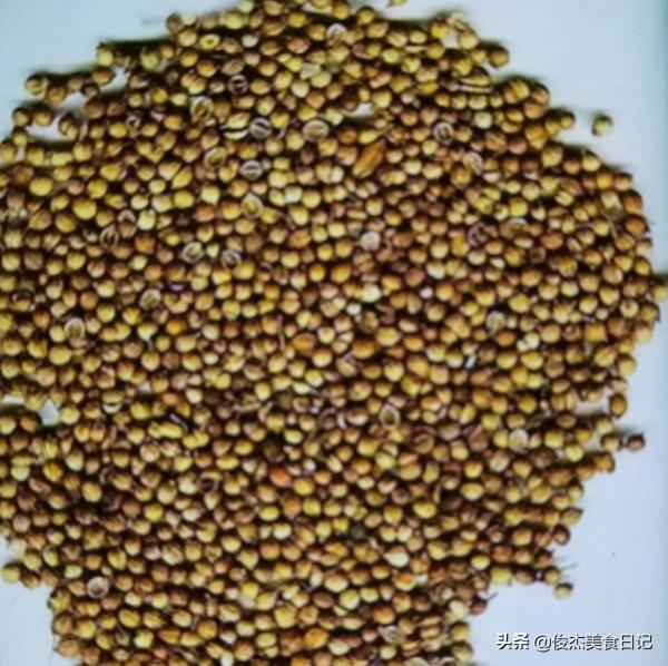 大廚詳細教給你廚房四十多種常用香料知識和用處,建議收藏學習 大廚詳細教給你廚房四十多種常用香料知識和用處,建議收藏學習