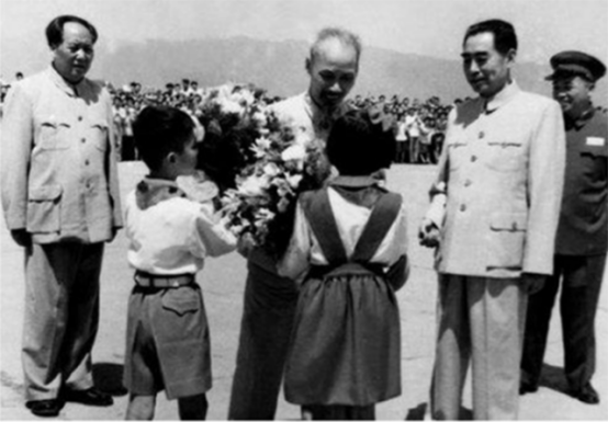 黎筍篡改遺囑真相:胡志明逝世20週年,越共承認遺囑另一份材料 黎筍篡改遺囑真相:胡志明逝世20週年,越共承認遺囑另一份材料