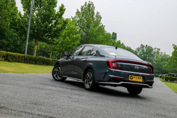 高高愛開車丨能讓你變“懶”的車機 百度Apollo智慧車聯輕體驗 高高愛開車丨能讓你變“懶”的車機 百度Apollo智慧車聯輕體驗