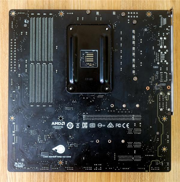 桌面上的武直&mdash;&mdash;5800X&plus;索泰3080天啟&plus;TT阿帕奇MINI機箱裝機