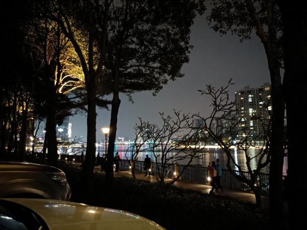 新杆開光手感一流,享受著遛魚的過程 新杆開光手感一流,享受著遛魚的過程