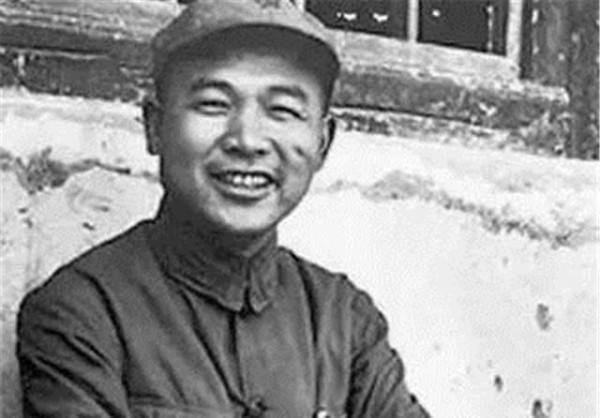 1957年，一林場工人進京，徐海東午睡前交代：他來時要叫醒我