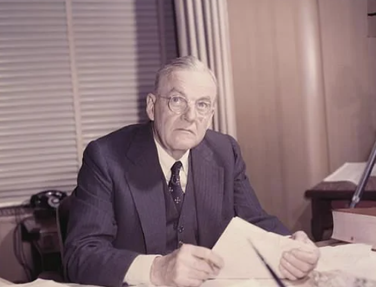 1965年中美海南空戰：美軍挑釁在前，主席一聲令下，殲6暴打美機