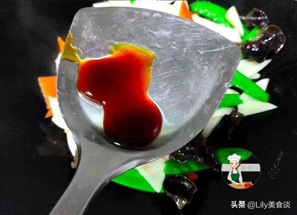 秋天,幾樣素菜一起炒,不放肉也很香,清香脆嫩,秋天吃它特營養 秋天,幾樣素菜一起炒,不放肉也很香,清香脆嫩,秋天吃它特營養