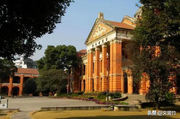 革命軍徐紹禎有多厲害，用張勳一個小妾兌換一列機車、八十輛汽車