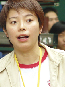 假小子卻不缺乏細膩柔情，戰績優異解說惹爭議——楊影去哪了