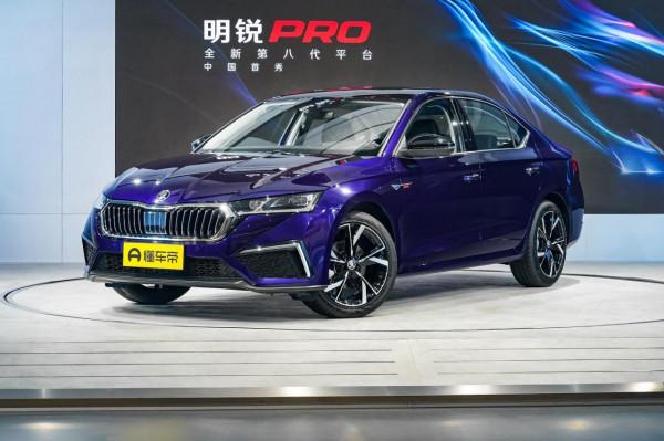 十萬塊買家用緊湊級家用轎車 第七代伊蘭特與明銳PRO怎麼選? 十萬塊買家用緊湊級家用轎車 第七代伊蘭特與明銳PRO怎麼選?
