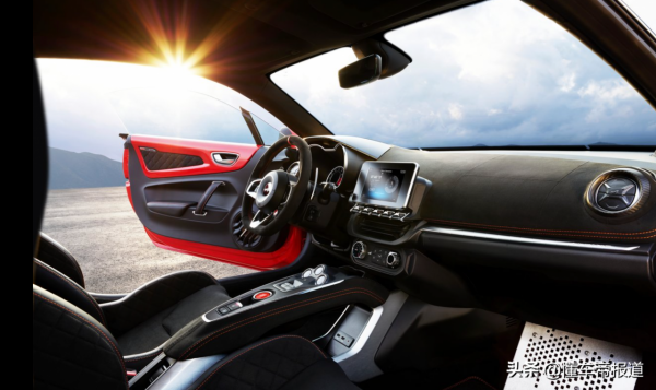 新車 | 法系“明星”跑車，競爭保時捷718！新款Alpine A110官圖釋出