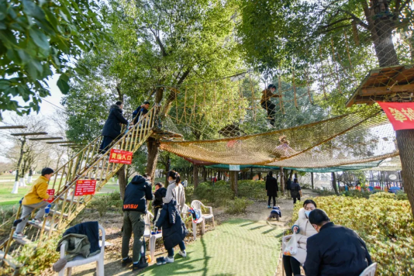 兒童城堡免費耍！還有可愛萌寵和超大草坪，公交直達，遛娃必去