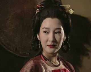 這個馬伕人媚到骨子裡，無人超越，她成就一個熒屏經典