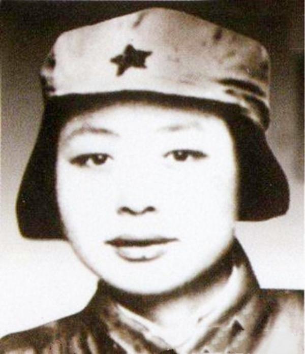 1955年授銜時,元帥夫人被授予軍銜,都是誰,擔任什麼職務 1955年授銜時,元帥夫人被授予軍銜,都是誰,擔任什麼職務