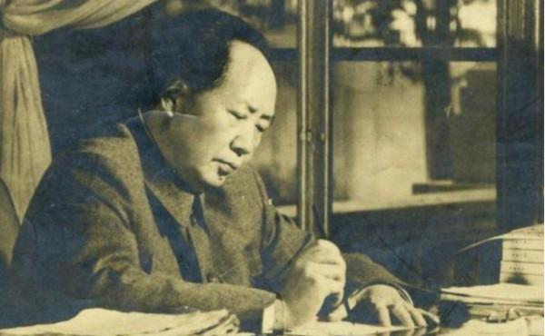 解放天津前夕,一老人為毛主席獻策:先武攻天津衛,後文取北平城 解放天津前夕,一老人為毛主席獻策:先武攻天津衛,後文取北平城