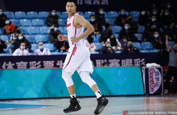 易建聯31+6創本賽季個人得分新高 廣東大勝同曦送對手15連敗