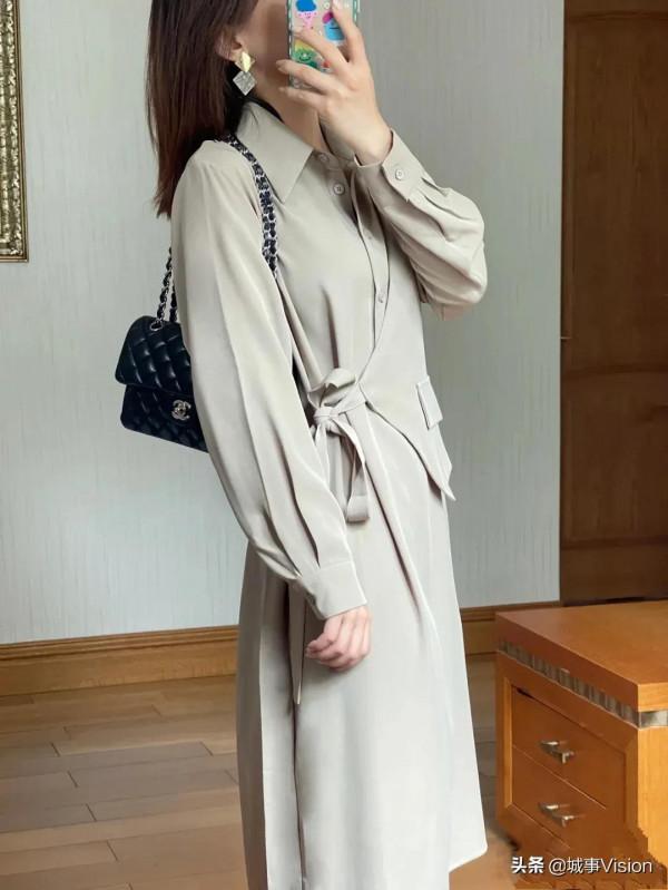 杏色連衣裙，秋天同款迷人懷舊